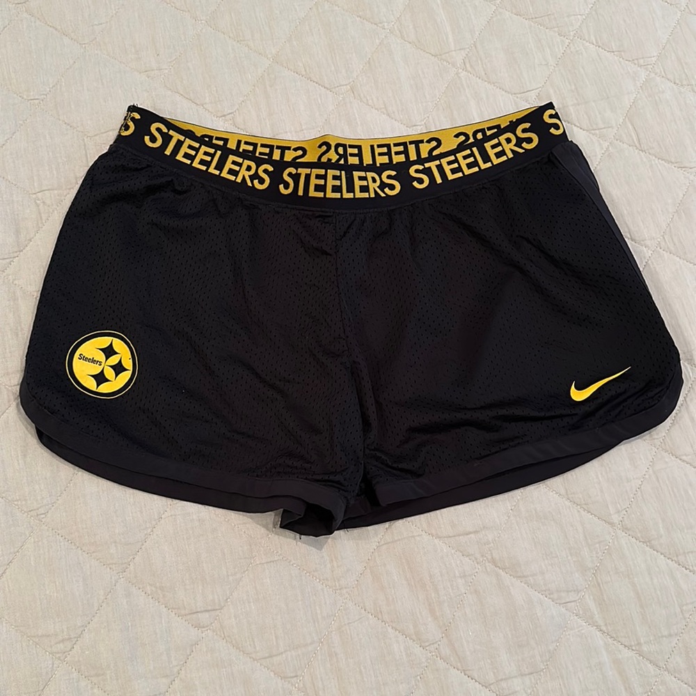 Pittsburgh Steelers Nike shorts